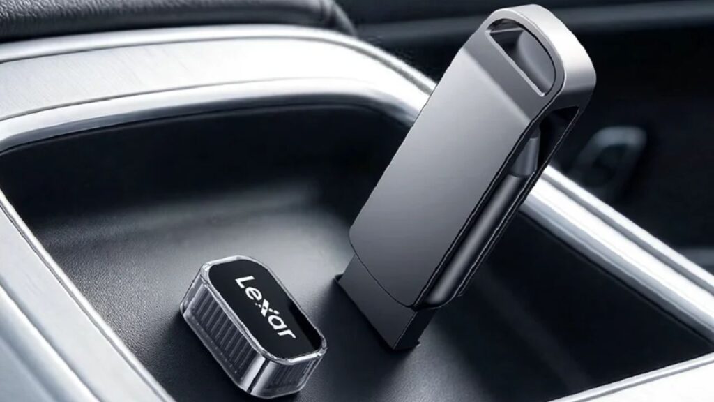 Lexar JumpDrive A50V and C50V Storage Expansion